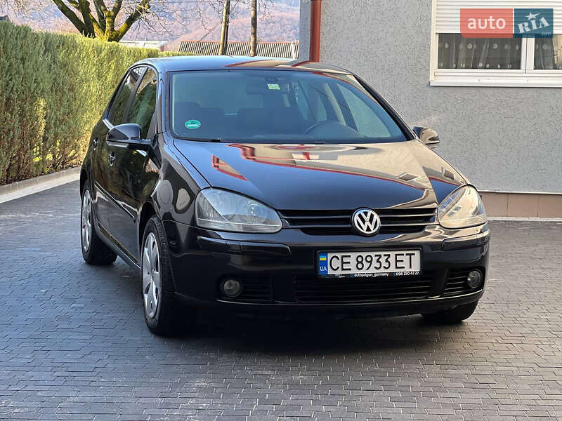 Хэтчбек Volkswagen Golf 2008 в 