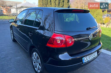 Хэтчбек Volkswagen Golf 2008 в 