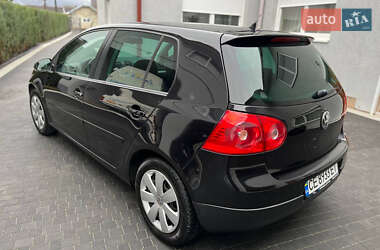 Хэтчбек Volkswagen Golf 2008 в 