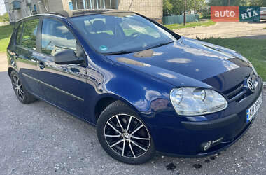 Хэтчбек Volkswagen Golf 2008 в Путивле