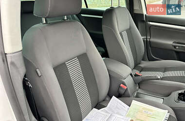 Хетчбек Volkswagen Golf 2008 в 