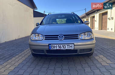 Универсал Volkswagen Golf 2003 в Измаиле