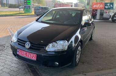 Хэтчбек Volkswagen Golf 2006 в Луцке