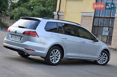 Универсал Volkswagen Golf 2020 в 