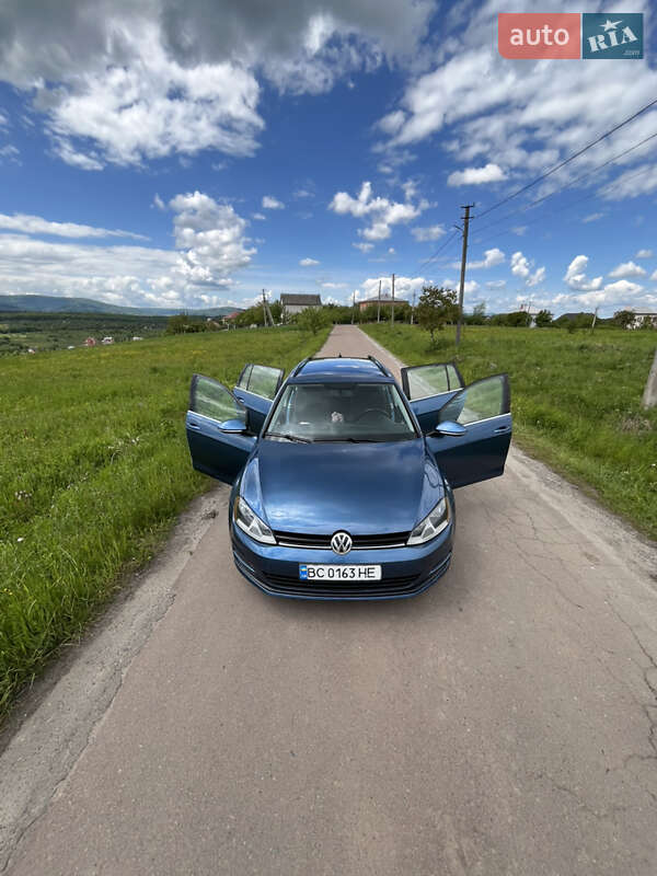 Універсал Volkswagen Golf 2015 в Дрогобичі