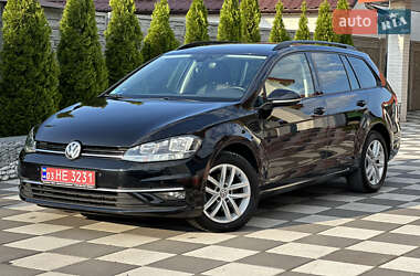 Универсал Volkswagen Golf 2017 в 