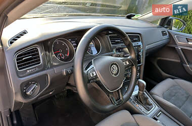 Универсал Volkswagen Golf 2017 в 