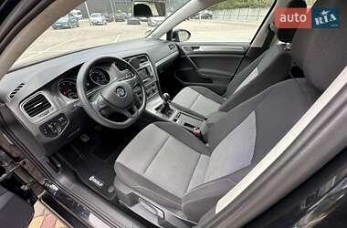 Універсал Volkswagen Golf 2015 в 