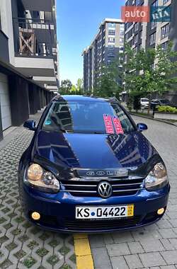 Хэтчбек Volkswagen Golf 2006 в 