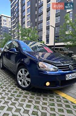 Хэтчбек Volkswagen Golf 2006 в Ивано-Франковске