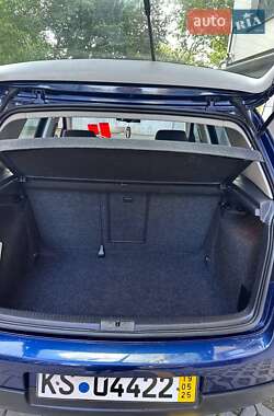 Хэтчбек Volkswagen Golf 2006 в 