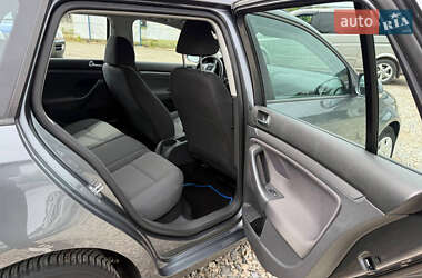 Універсал Volkswagen Golf 2009 в 