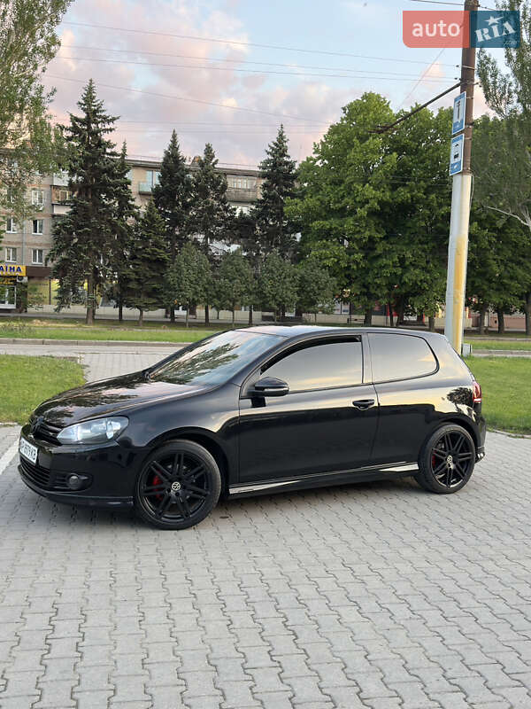 Хетчбек Volkswagen Golf 2009 в Запоріжжі