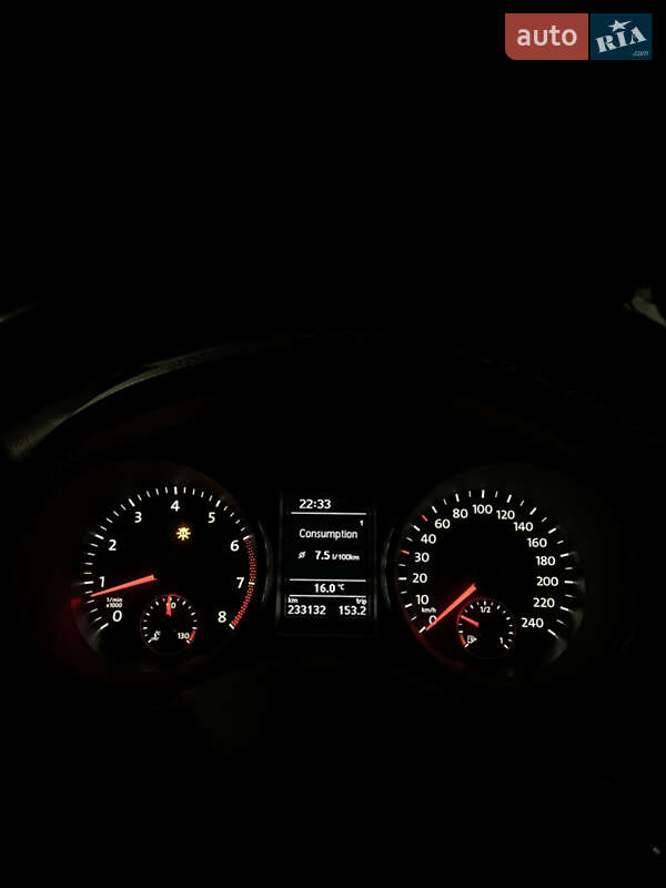 Хетчбек Volkswagen Golf 2009 в Запоріжжі