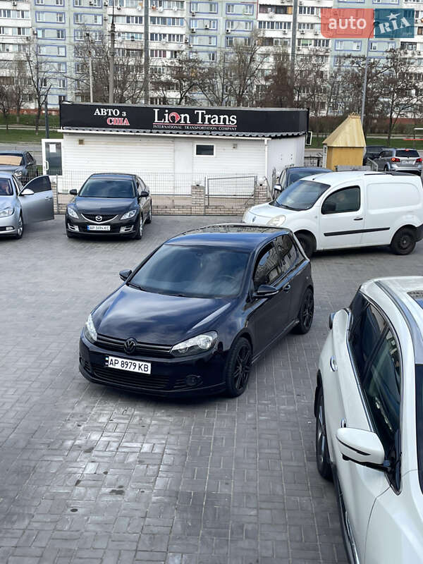 Хетчбек Volkswagen Golf 2009 в Запоріжжі