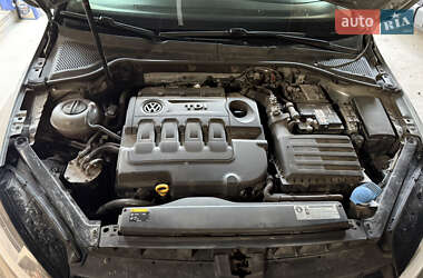Універсал Volkswagen Golf 2014 в 