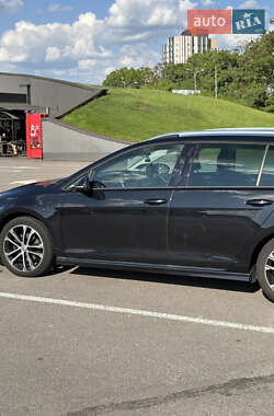 Універсал Volkswagen Golf 2014 в 