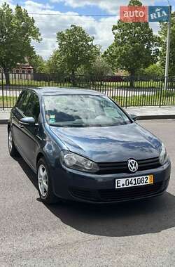 Хэтчбек Volkswagen Golf 2009 в Чернигове