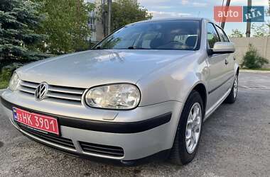Хетчбек Volkswagen Golf 2000 в Тальному