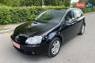 Хэтчбек Volkswagen Golf 2007 в 