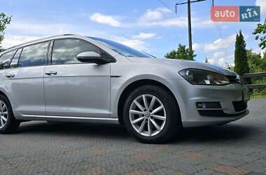 Универсал Volkswagen Golf 2015 в 