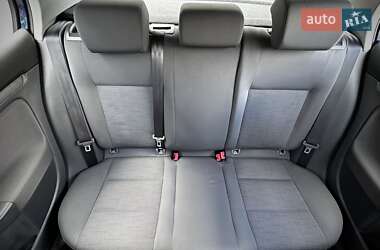 Хэтчбек Volkswagen Golf 2008 в 