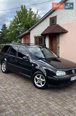 Универсал Volkswagen Golf 2000 в 