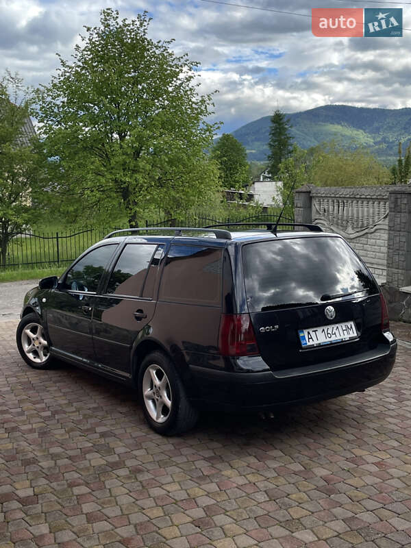 Універсал Volkswagen Golf 2000 в Долині