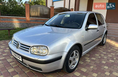 Хэтчбек Volkswagen Golf 2002 в Белой Церкви