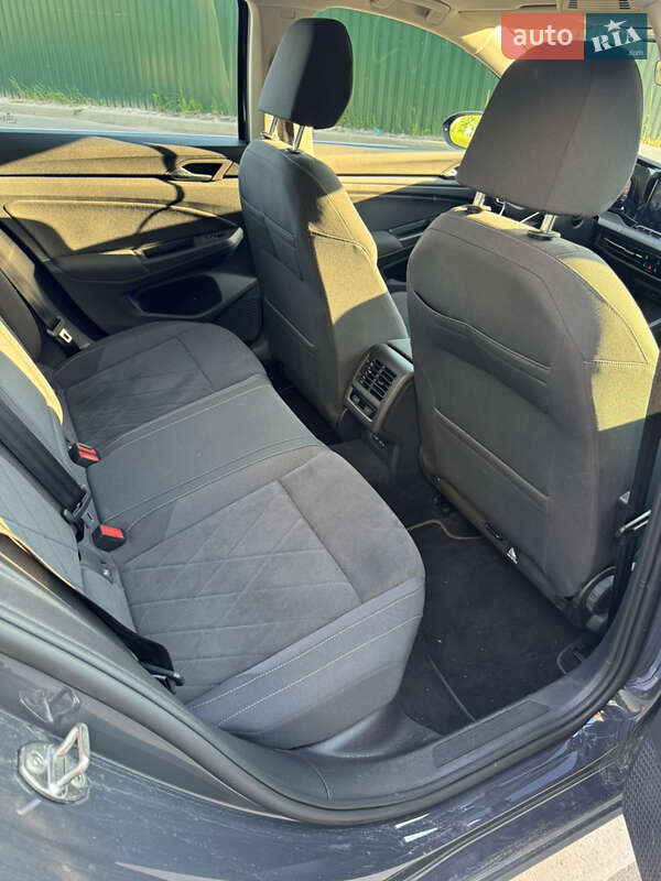 Хетчбек Volkswagen Golf 2021 в Києві