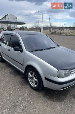 Хэтчбек Volkswagen Golf 1999 в Заставной