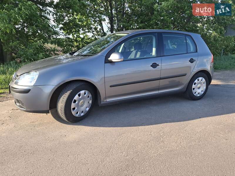 Volkswagen Golf 2005