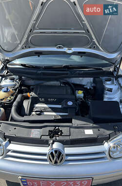 Универсал Volkswagen Golf 2001 в 