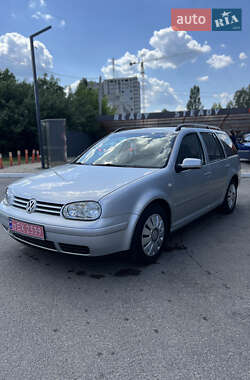 Универсал Volkswagen Golf 2001 в Харькове