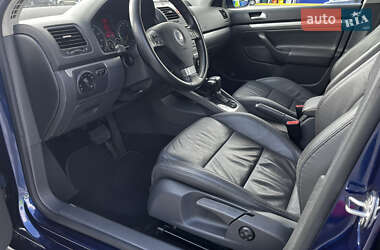 Универсал Volkswagen Golf 2009 в 