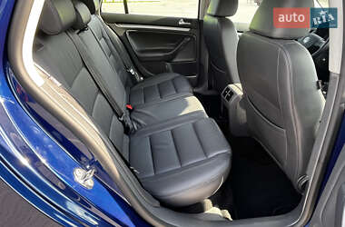 Универсал Volkswagen Golf 2009 в 
