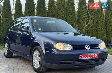 Хэтчбек Volkswagen Golf 2003 в Городке