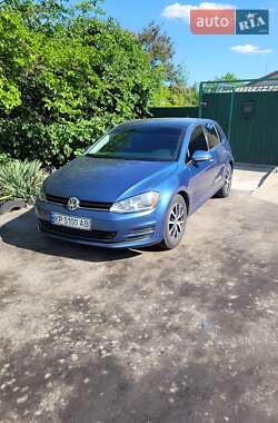 Хэтчбек Volkswagen Golf 2015 в Запорожье
