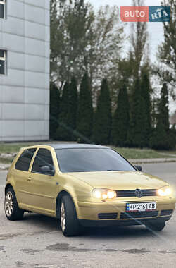 Хэтчбек Volkswagen Golf 1998 в Запорожье