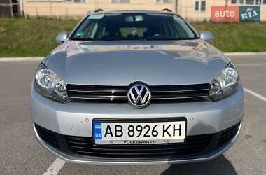 Универсал Volkswagen Golf 2010 в 