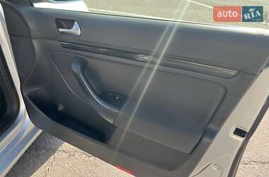 Универсал Volkswagen Golf 2010 в 