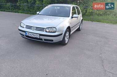Хэтчбек Volkswagen Golf 2003 в Чернигове