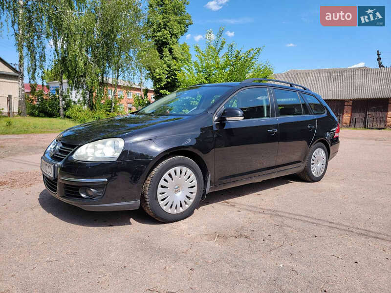 Універсал Volkswagen Golf 2008 в Хорошеві