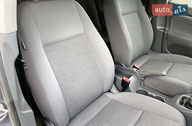Хетчбек Volkswagen Golf 2006 в 