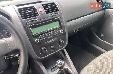 Универсал Volkswagen Golf 2009 в 