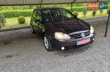 Хэтчбек Volkswagen Golf 2006 в Славуте