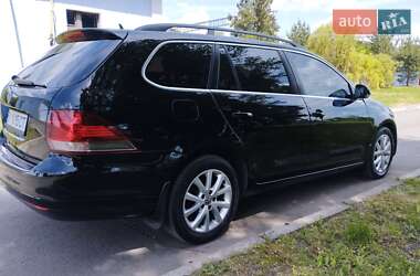 Универсал Volkswagen Golf 2010 в 