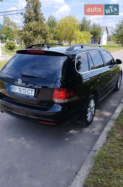 Универсал Volkswagen Golf 2010 в 