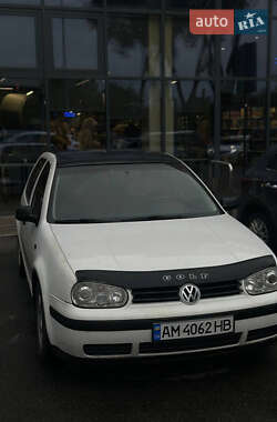 Хетчбек Volkswagen Golf 1998 в Києві