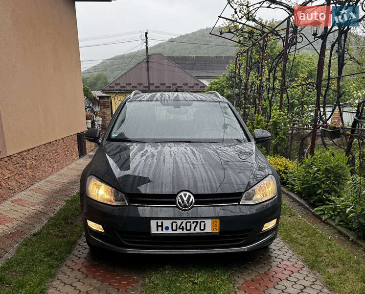 Универсал Volkswagen Golf 2017 в 